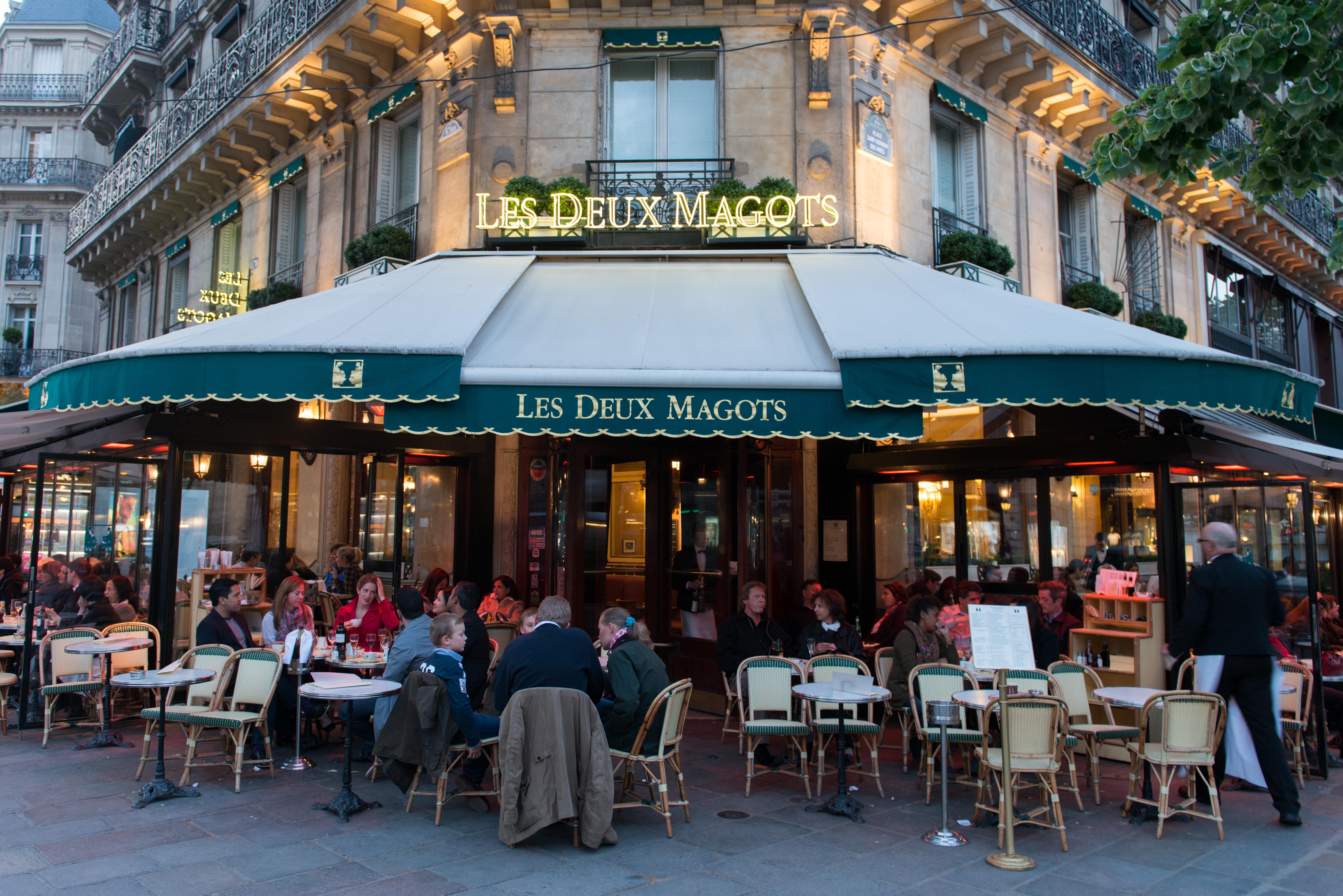 Parisian Cafe Париж. 