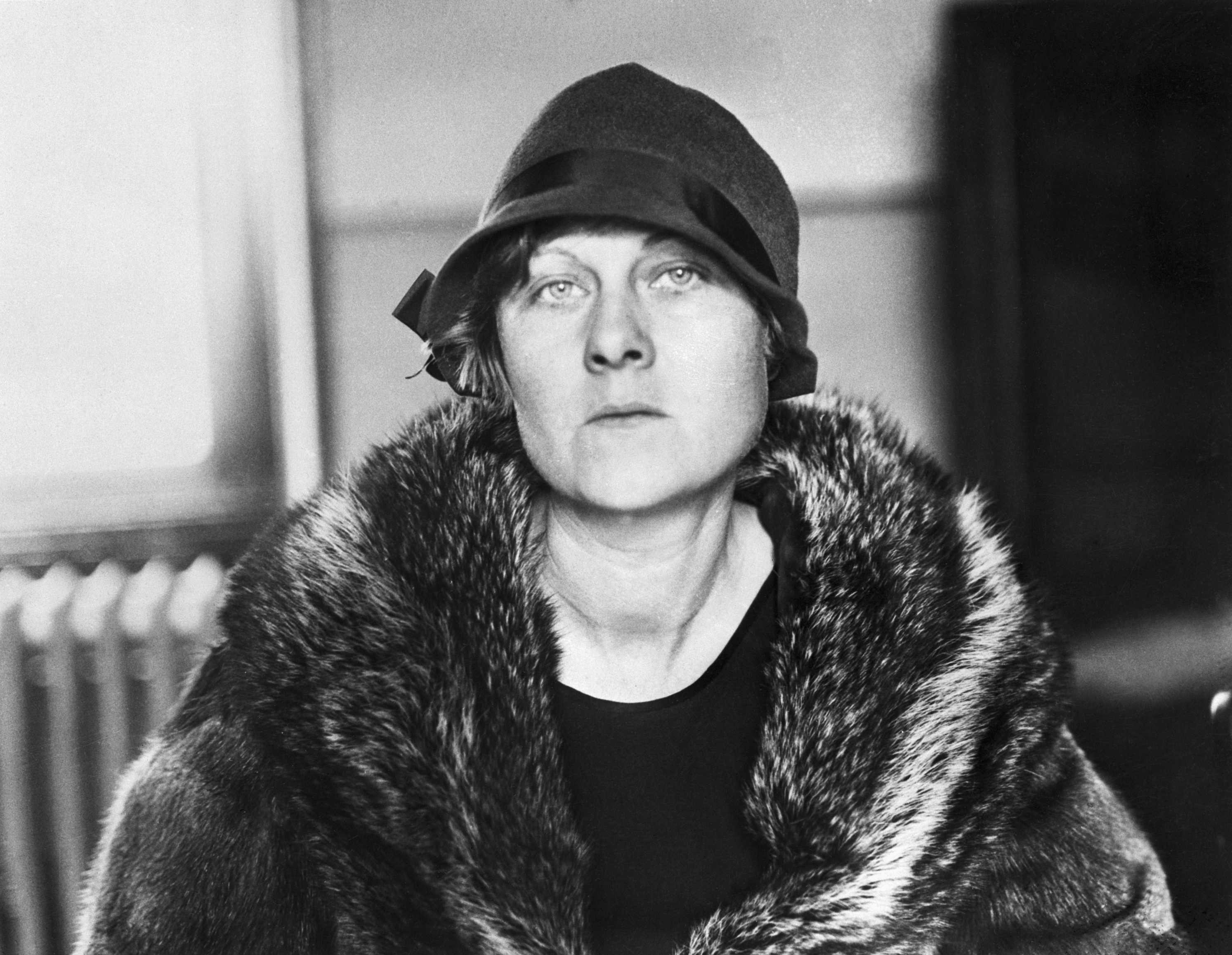 How the New York 'Daily News' Photographed Ruth Snyder's Execution by the Electric Chair | History - Vimarsana News