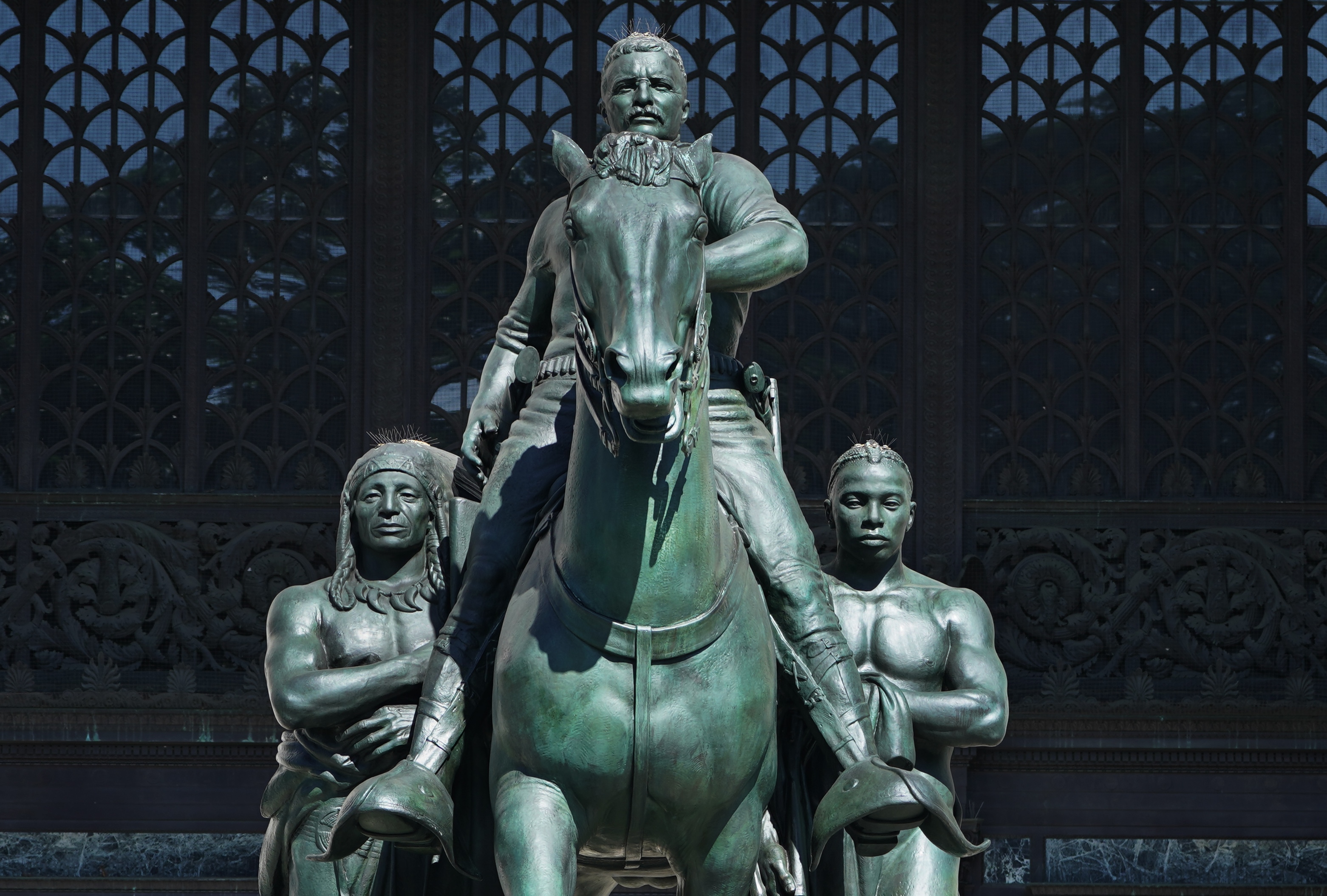 Controversial Teddy Roosevelt Statue Will Be Moved From NYC to North Dakota | Smart News - Vimarsana News