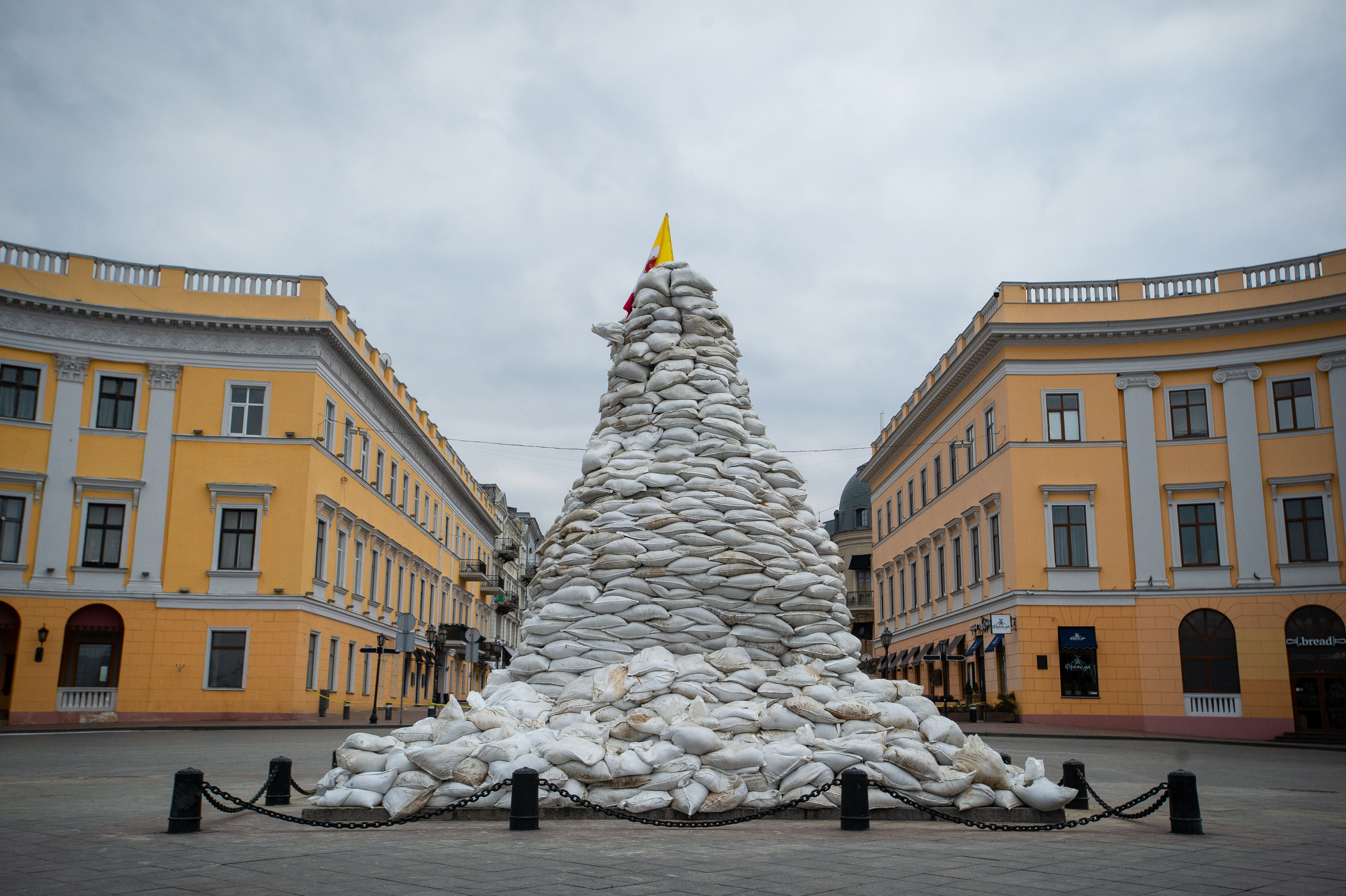Inside the Efforts to Preserve Ukraine's Cultural Heritage | Smart News - Vimarsana News
