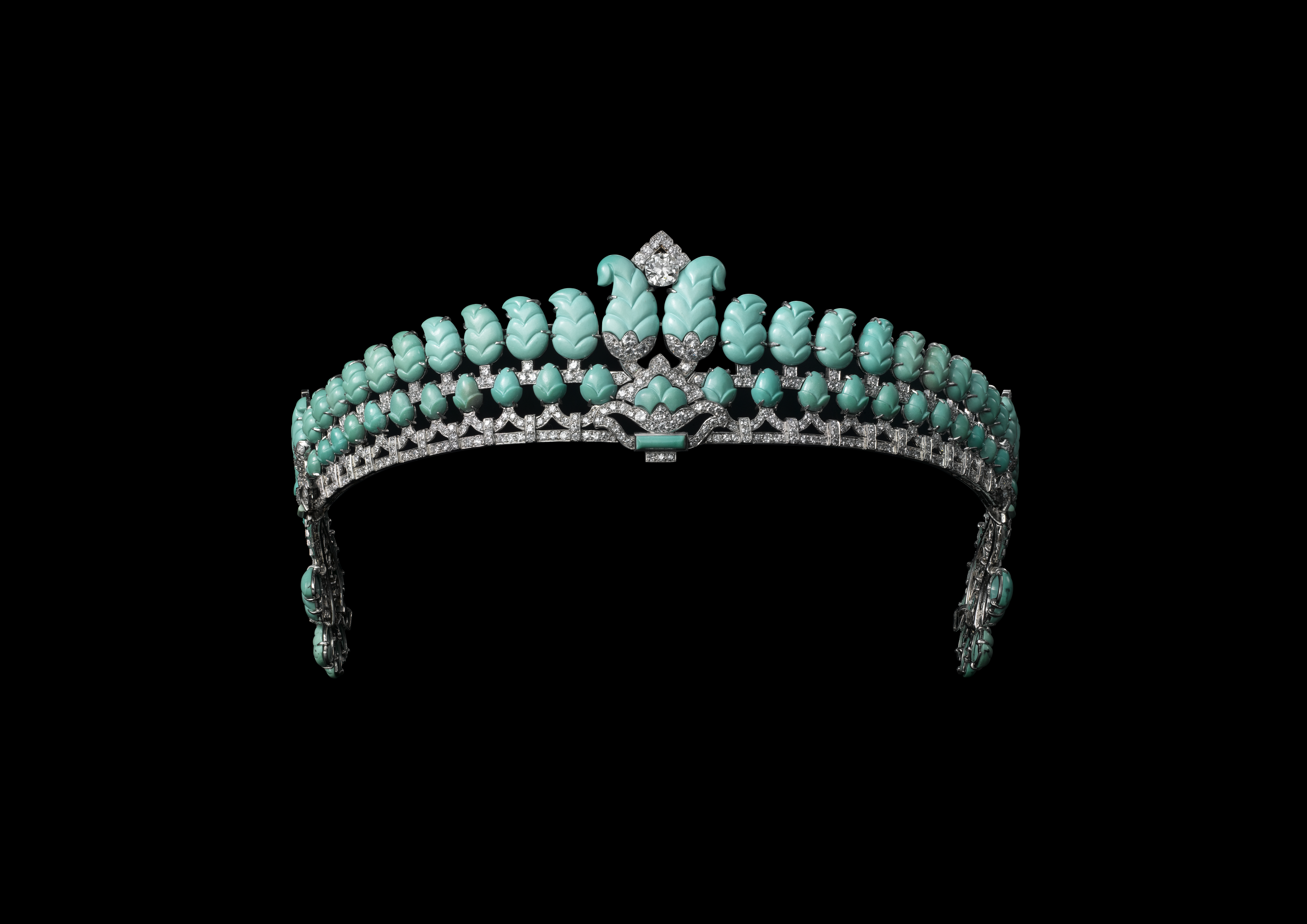 How Islamic Art Influenced One of Fashion's Most Famous Jewelers | Smart News - Vimarsana News