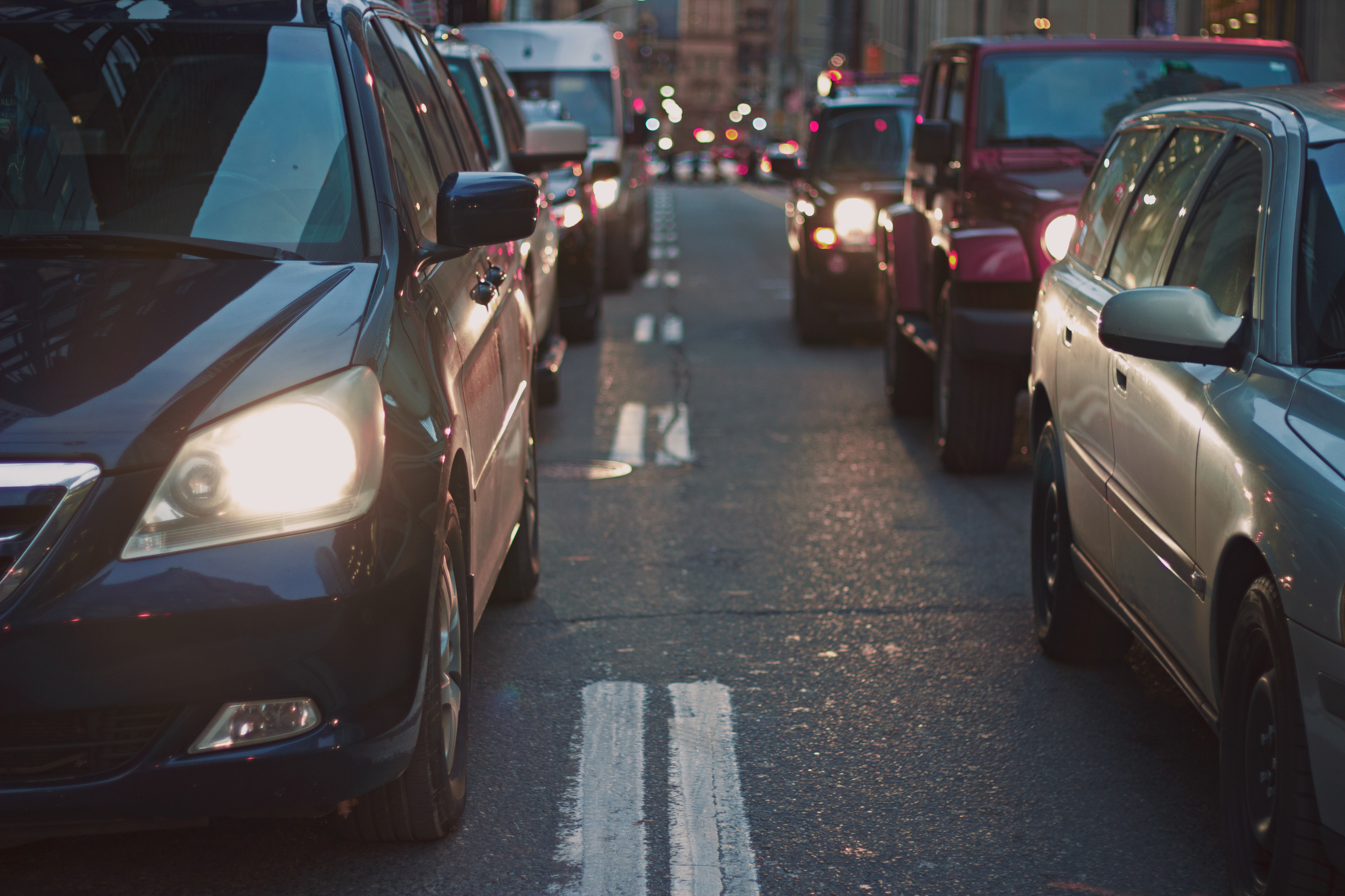 Other States May Follow California's Lead in Banning Gas-Powered Cars by 2035 | Smart News - Vimarsana News