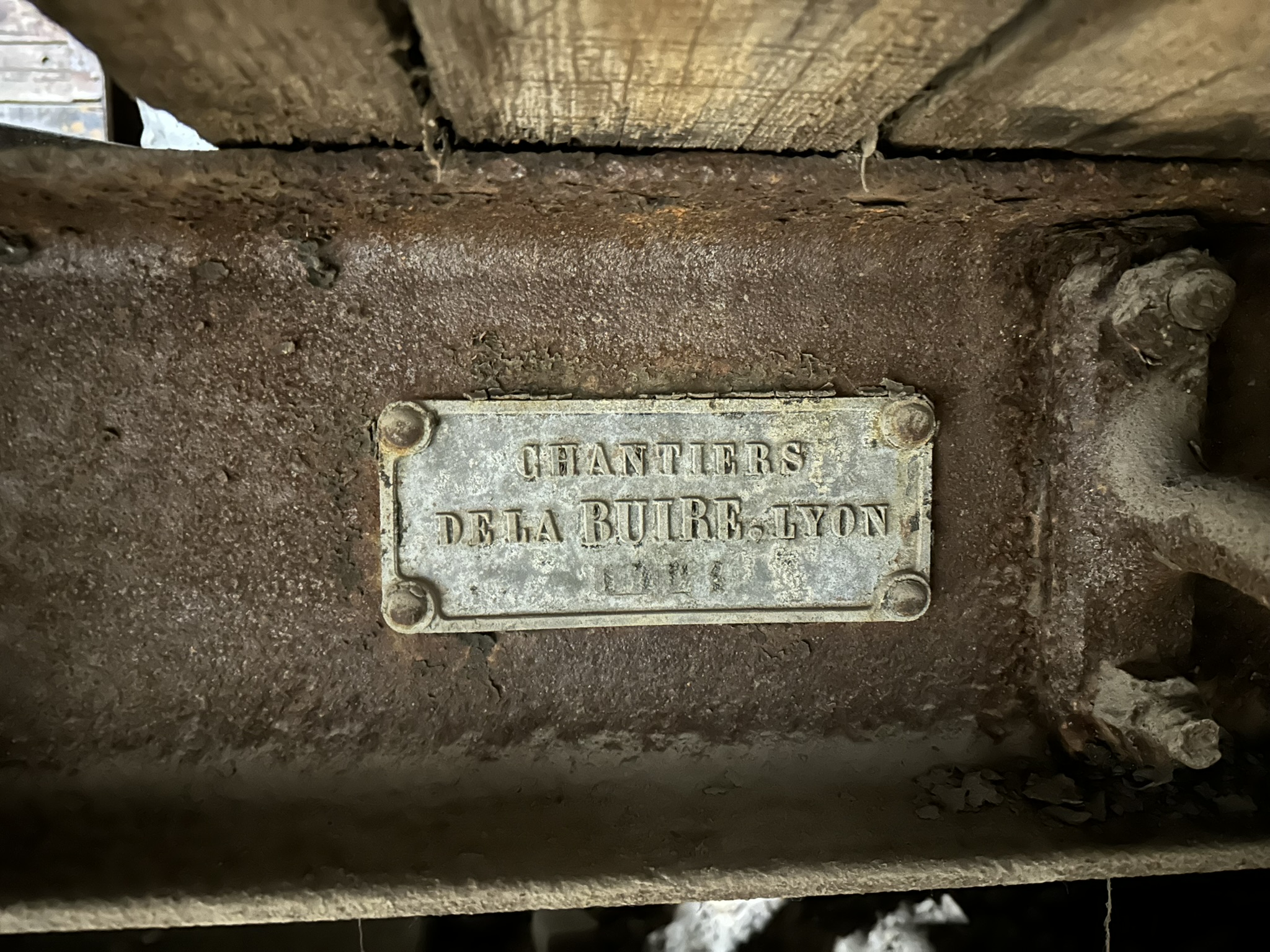 Metal plate with French words