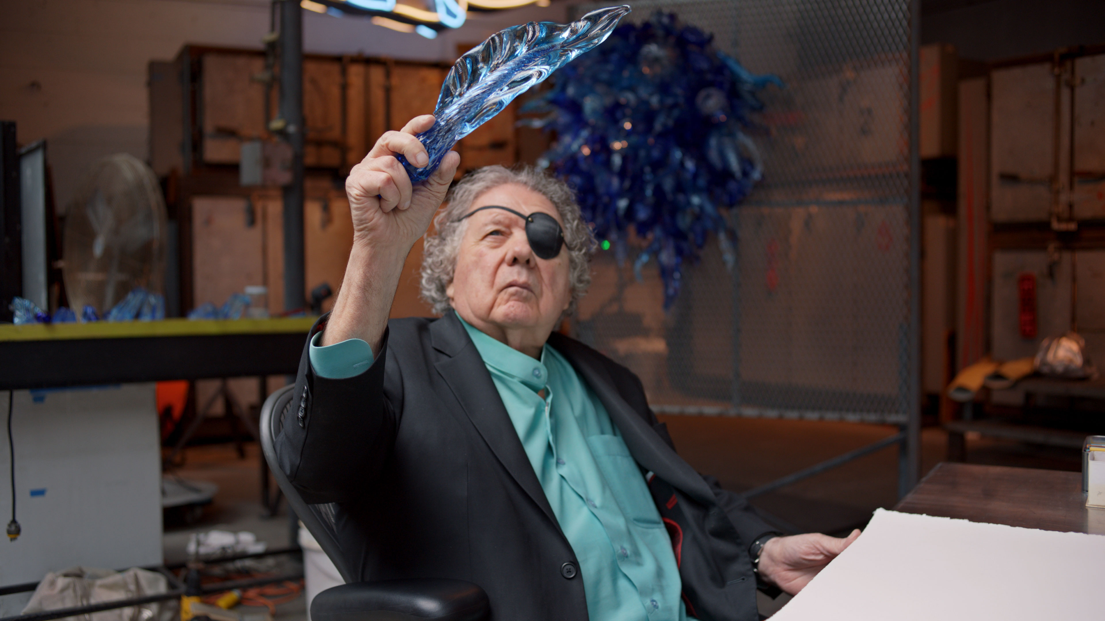The Unrivaled Legacy of Dale Chihuly | At the Smithsonian - Vimarsana News