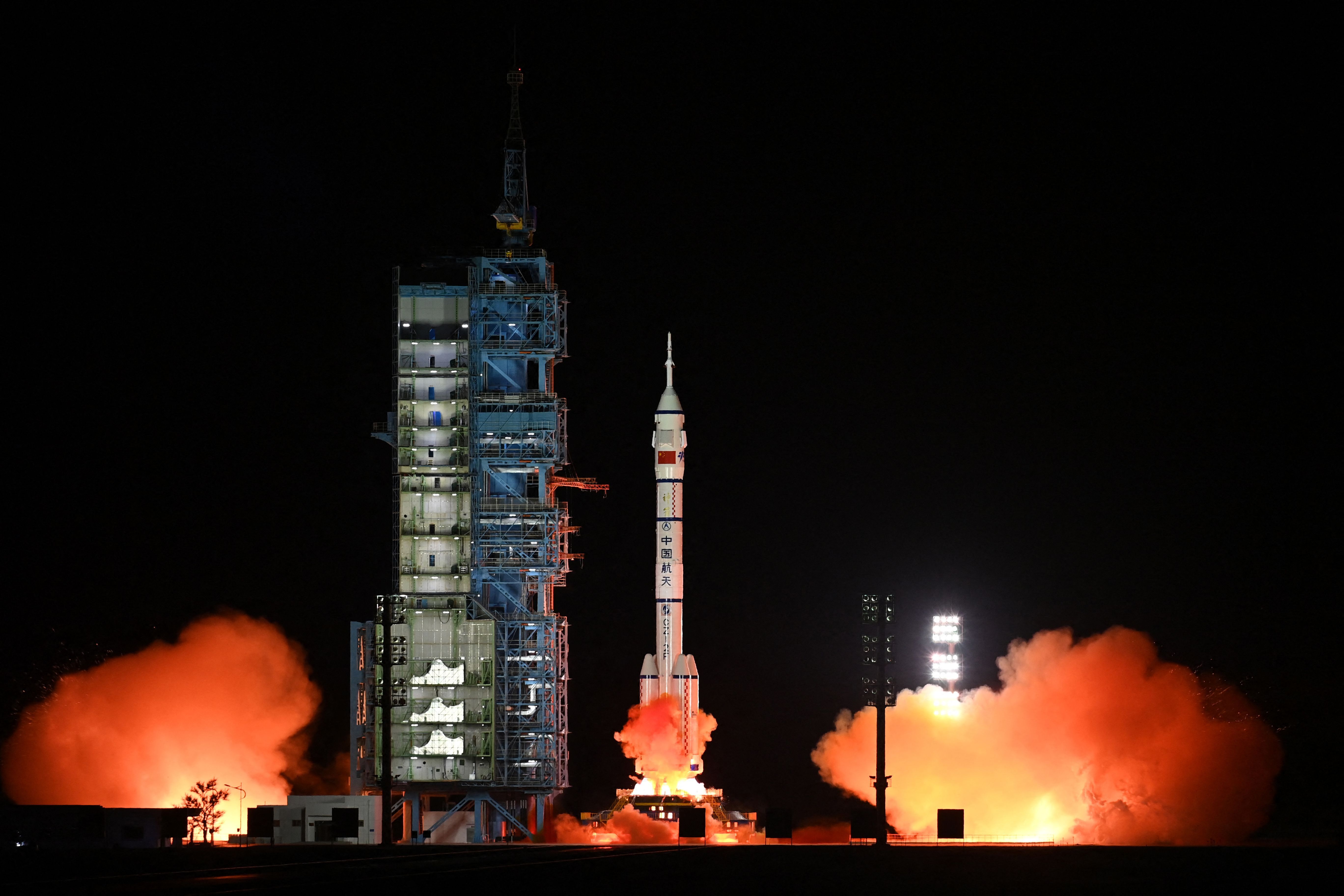 China Launches Three Astronauts to Its Space Station | Smart News - Vimarsana News