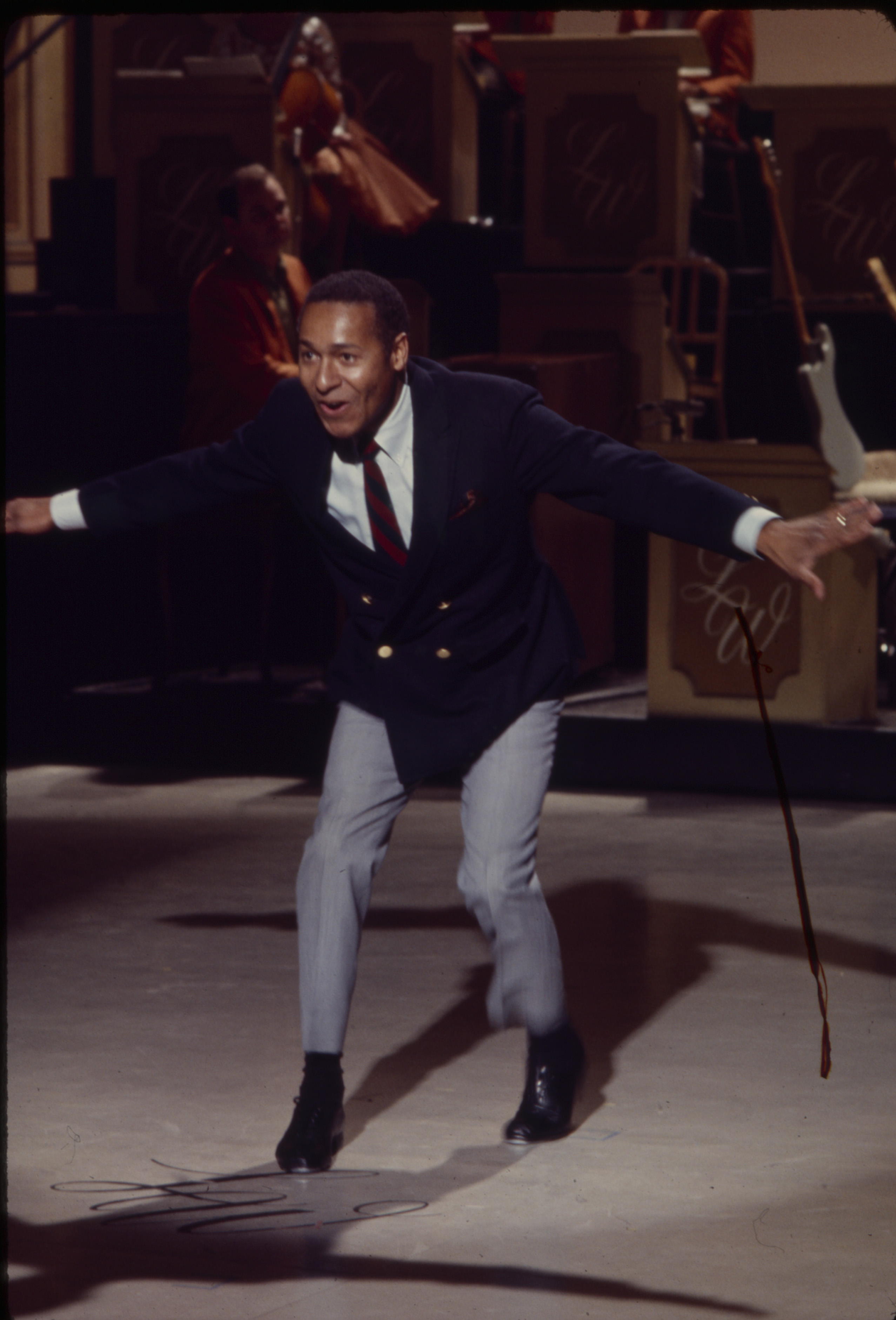 Arthur Duncan, Talented Tap Dancer Who Broke Barriers, Dies at 97 | Smart News - Vimarsana News