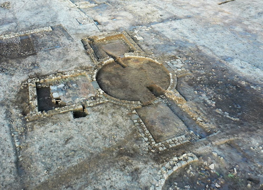 Archaeologists Rebury 'First-of-Its-Kind' Roman Villa | Smart News - Vimarsana News
