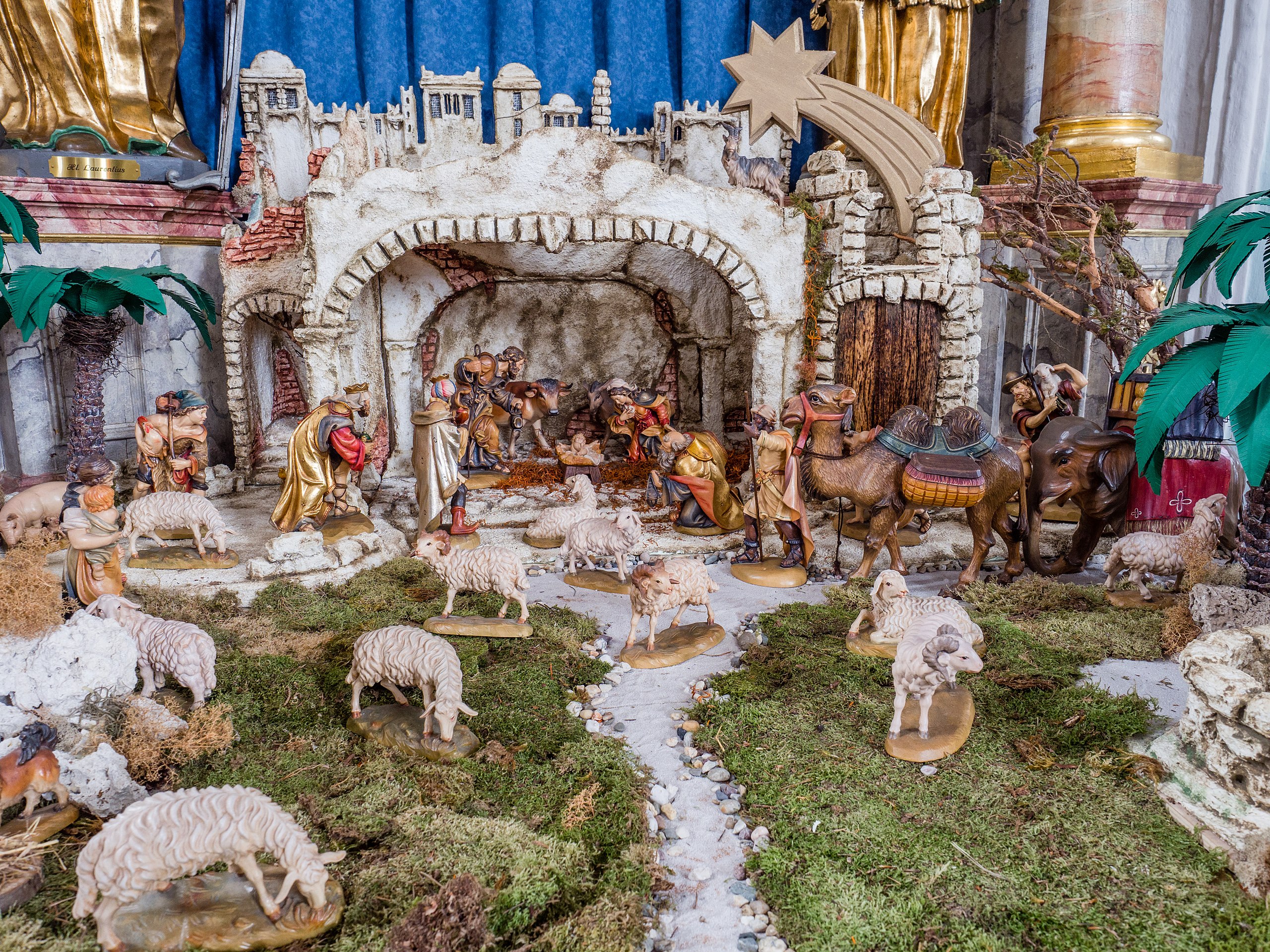A Brief History of Nativity Scenes | What Is a Christmas Crèche? | History - Vimarsana News