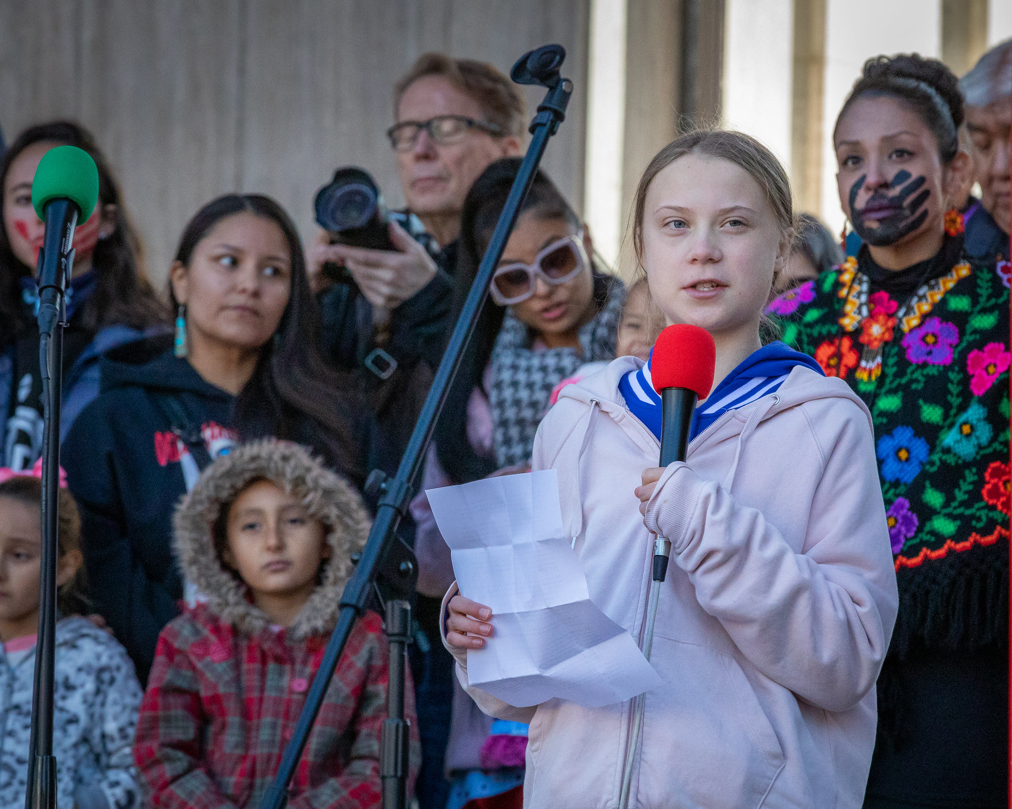 Greta Thunberg Is Publishing the 'Ultimate Guide' to Climate Change | Smart News - Vimarsana News