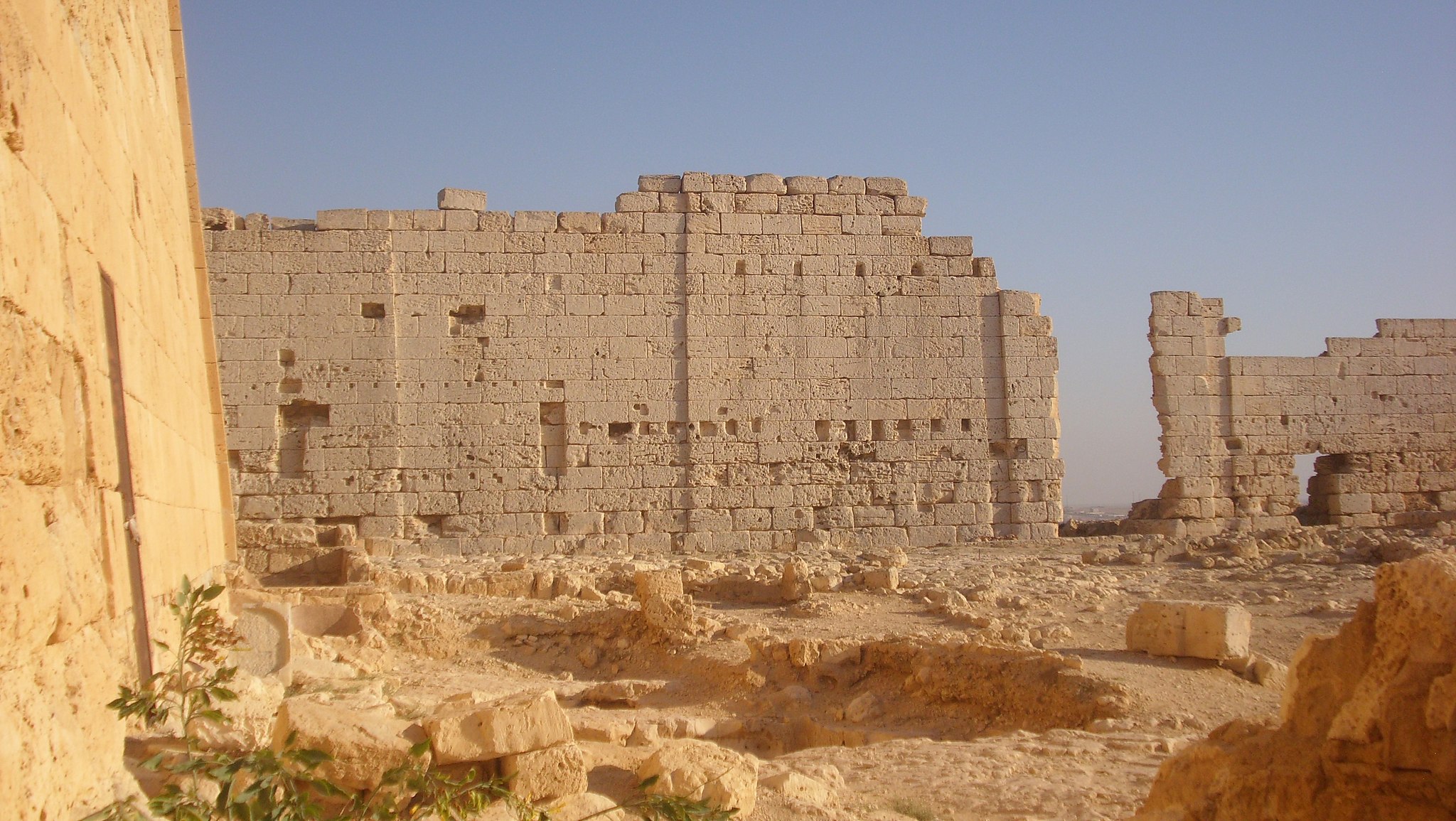 Archaeologists Discover 4,300-Foot-Long Tunnel Under Ancient Egyptian Temple | Smart News - Vimarsana News