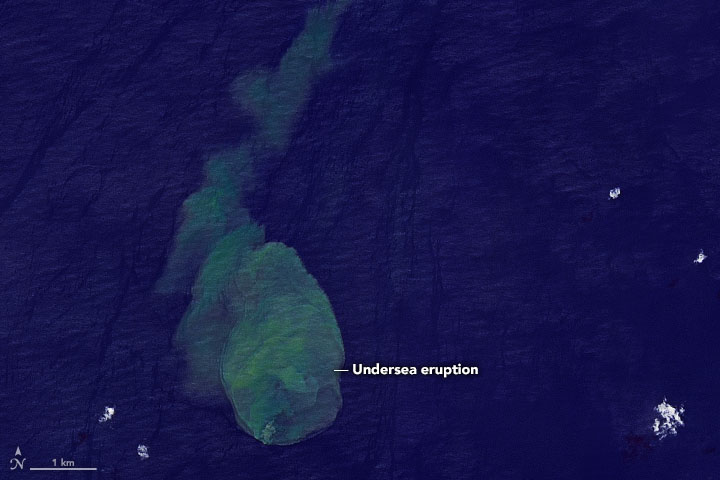 NASA Snaps Photos of Underwater 'Sharkcano' Erupting | Smart News - Vimarsana News