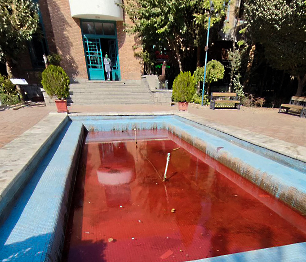 Tehran's Fountains Turn Blood Red in Anonymous Protest Art | Smart News - Vimarsana News